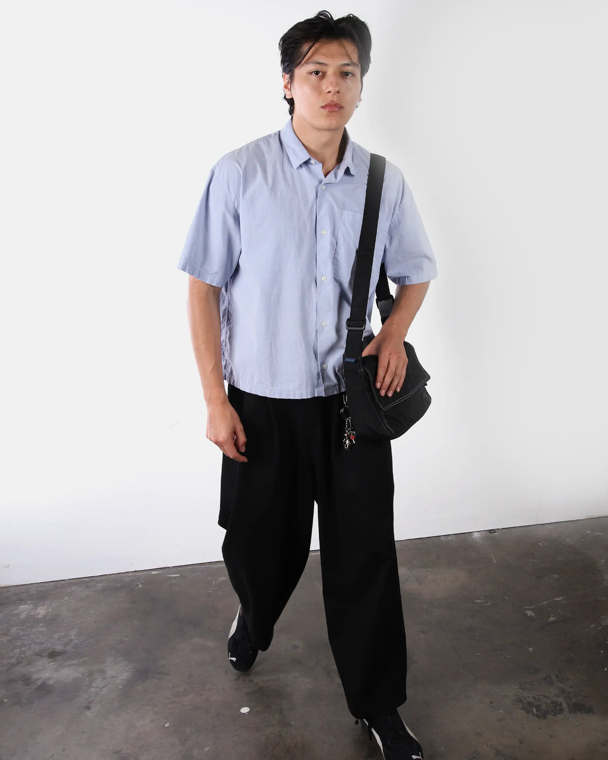 VENICE STITCH POINT (Black)