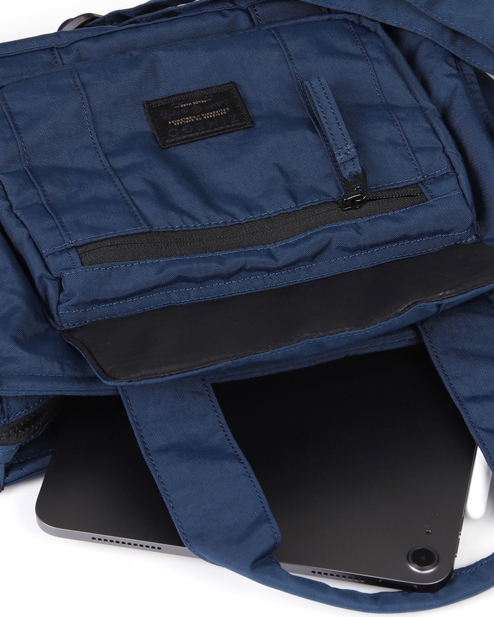 ACE HAND TOTE - Zimego Co.ACE HAND TOTEUnisex Tote