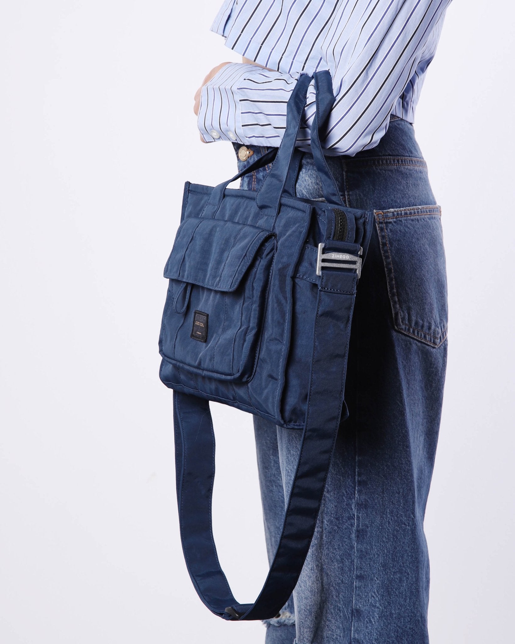 ACE HAND TOTE - Zimego Co.ACE HAND TOTEUnisex Tote