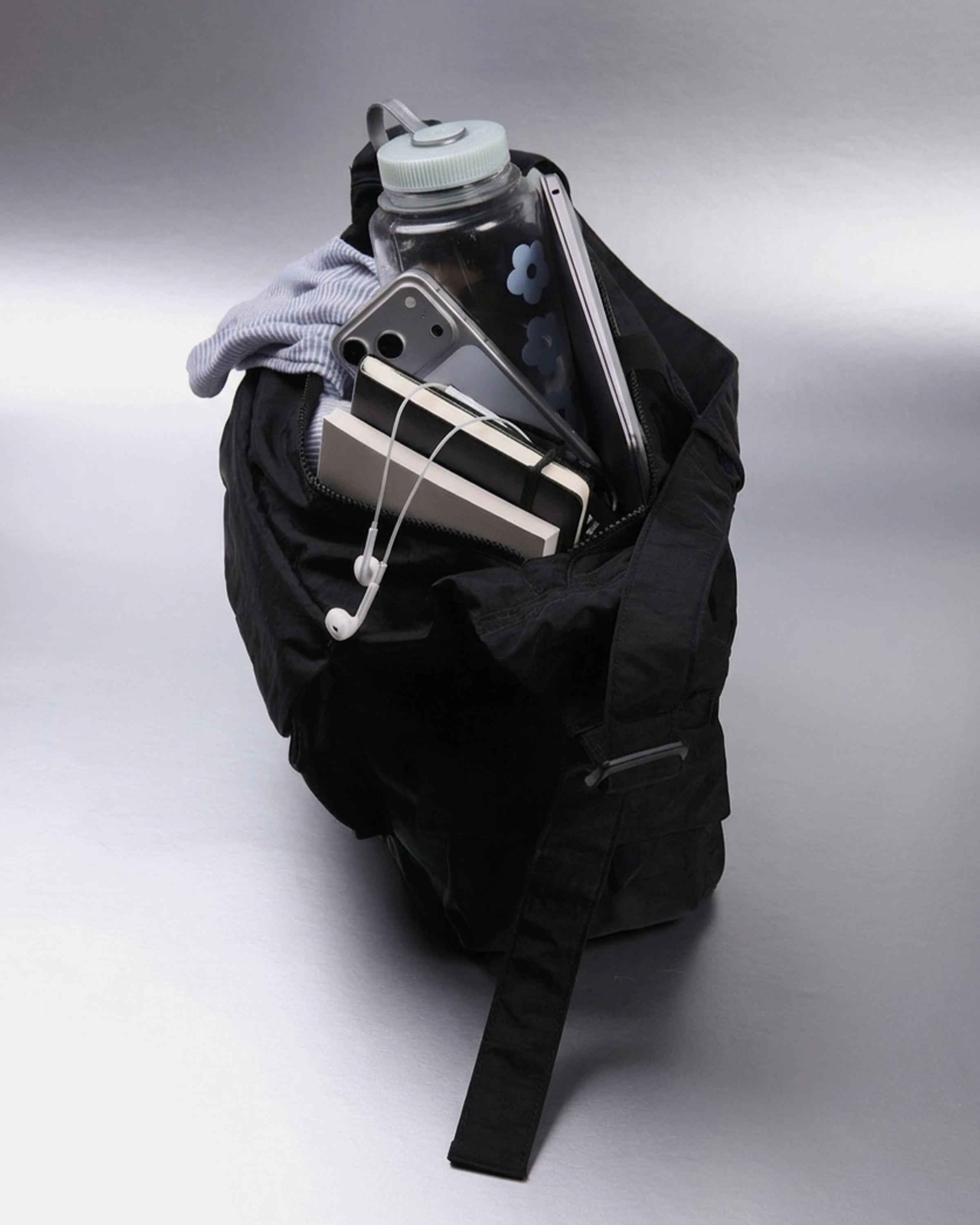 The Cargo Pack Max (Black)