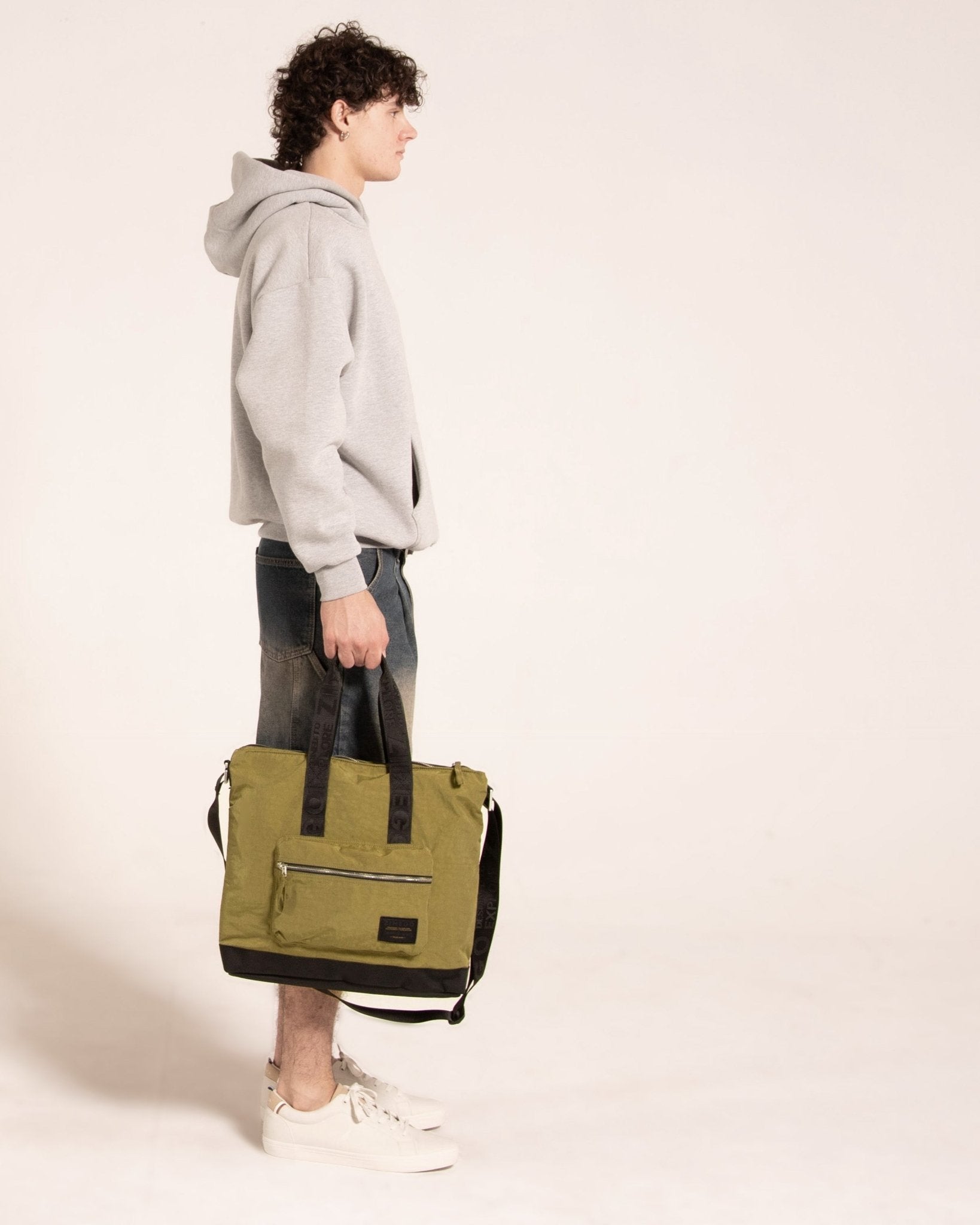 ICE LAPTOP TOTE - Zimego Co.ICE LAPTOP TOTEUnisex Tote