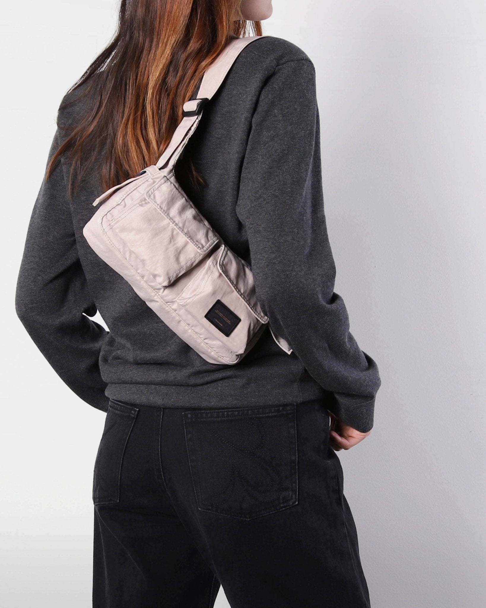 MALIBU STITCH POINT - Zimego Co.MALIBU STITCH POINTCrescent Bag