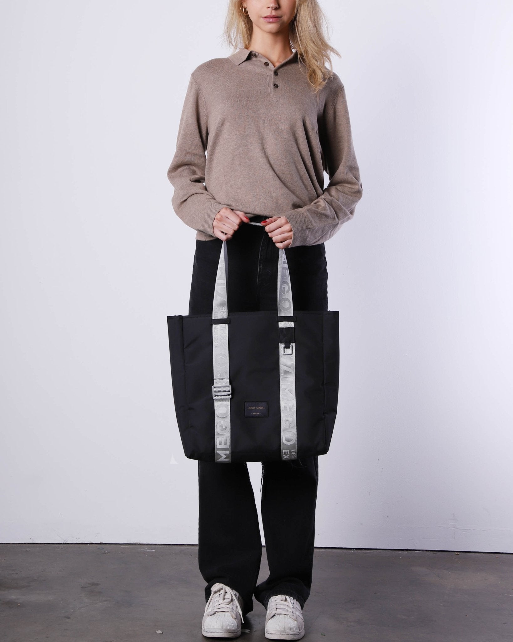NEO LAPTOP TOTE - Zimego Co.NEO LAPTOP TOTEUnisex Tote