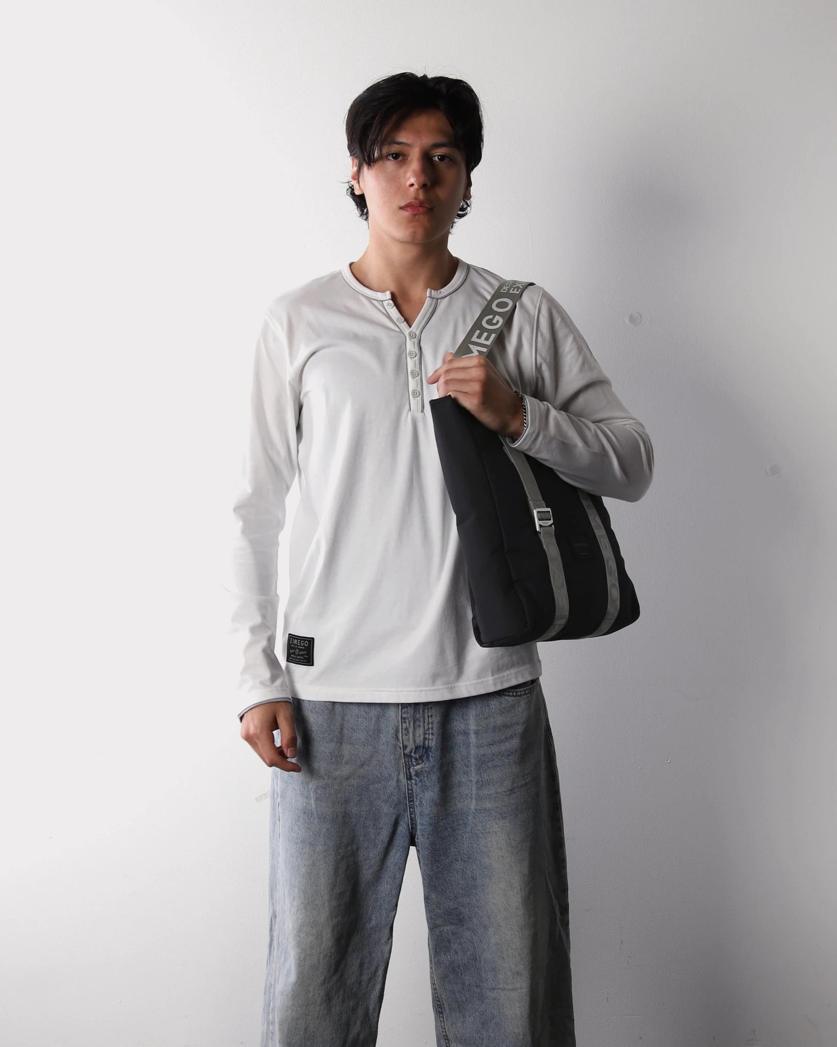 NEO LAPTOP TOTE - Zimego Co.NEO LAPTOP TOTEUnisex Tote