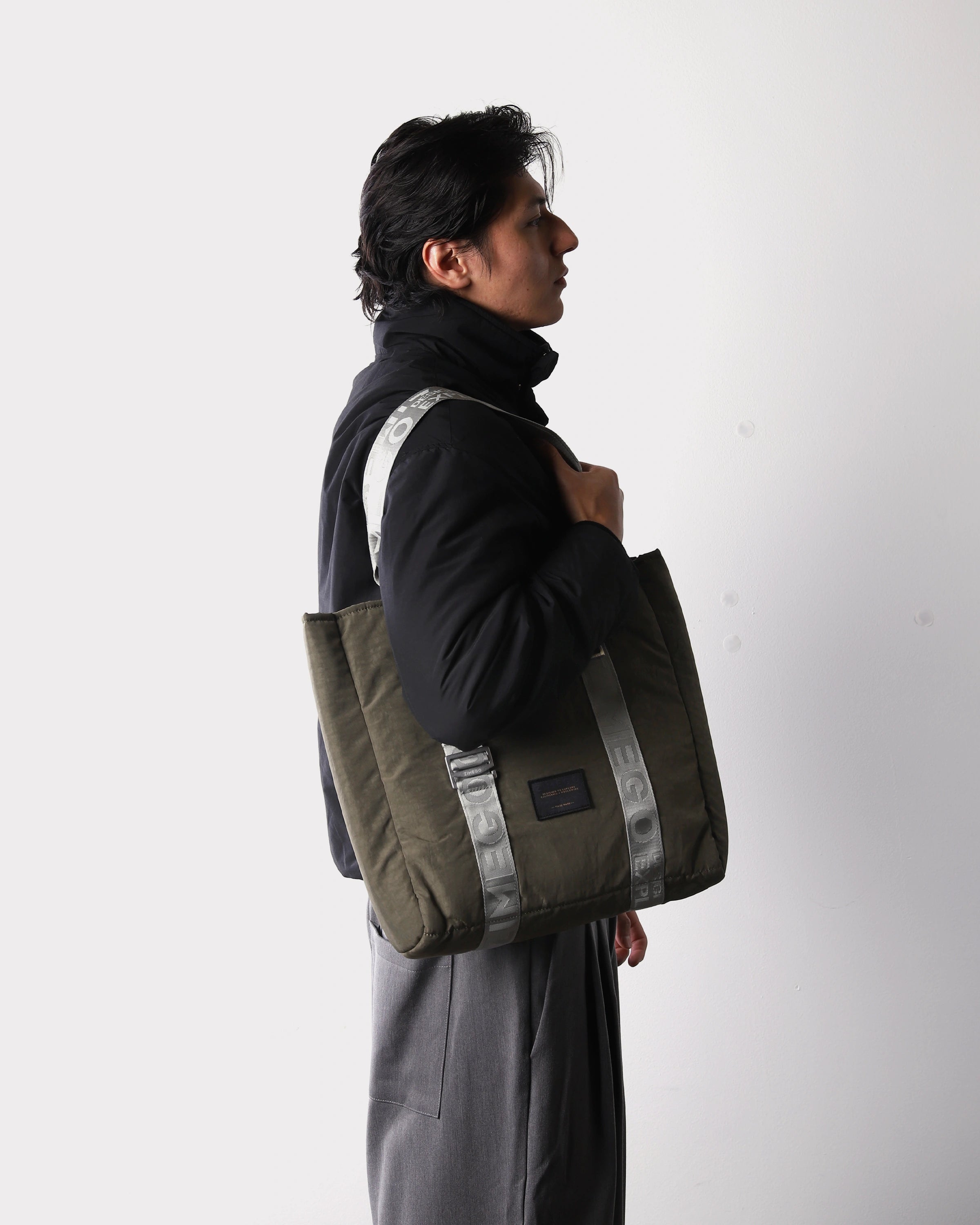NEO LAPTOP TOTE
