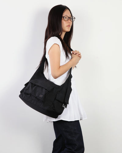 The Cargo Pack Max (Black)