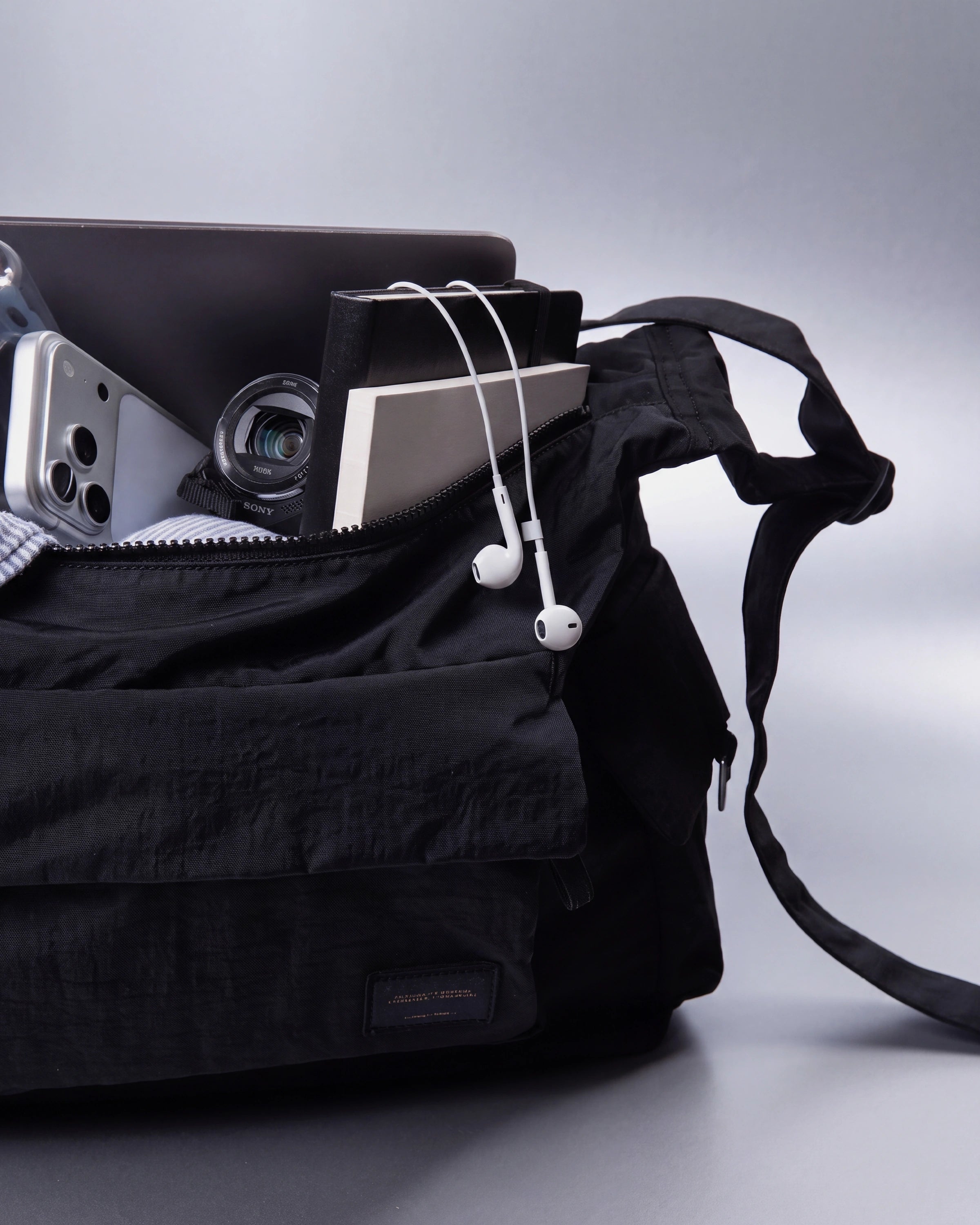The Cargo Pack Max (Black)
