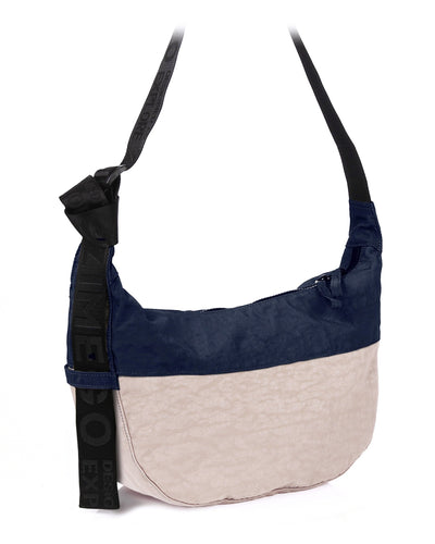 EVERYWHERE CRESCENT II - Zimego Co.EVERYWHERE CRESCENT IICrescent Bag