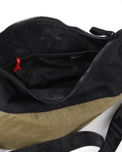 EVERYWHERE CRESCENT II - Zimego Co.EVERYWHERE CRESCENT IICrescent Bag