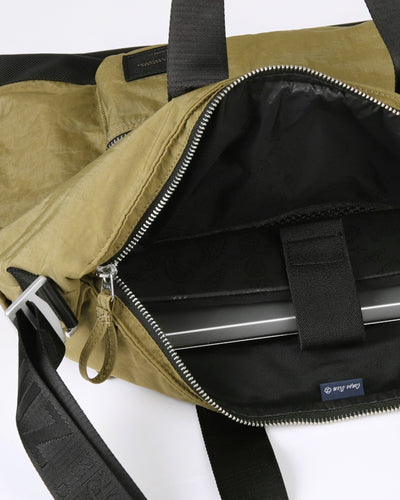 ICE LAPTOP TOTE - Zimego Co.ICE LAPTOP TOTEUnisex Tote