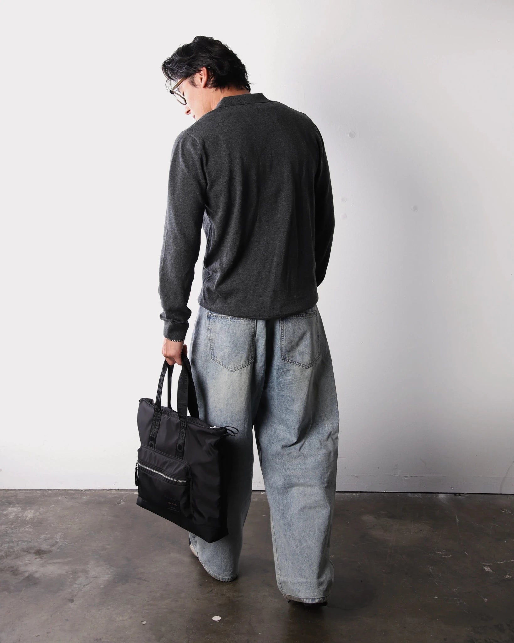 ICE LAPTOP TOTE - Zimego Co.ICE LAPTOP TOTEUnisex Tote