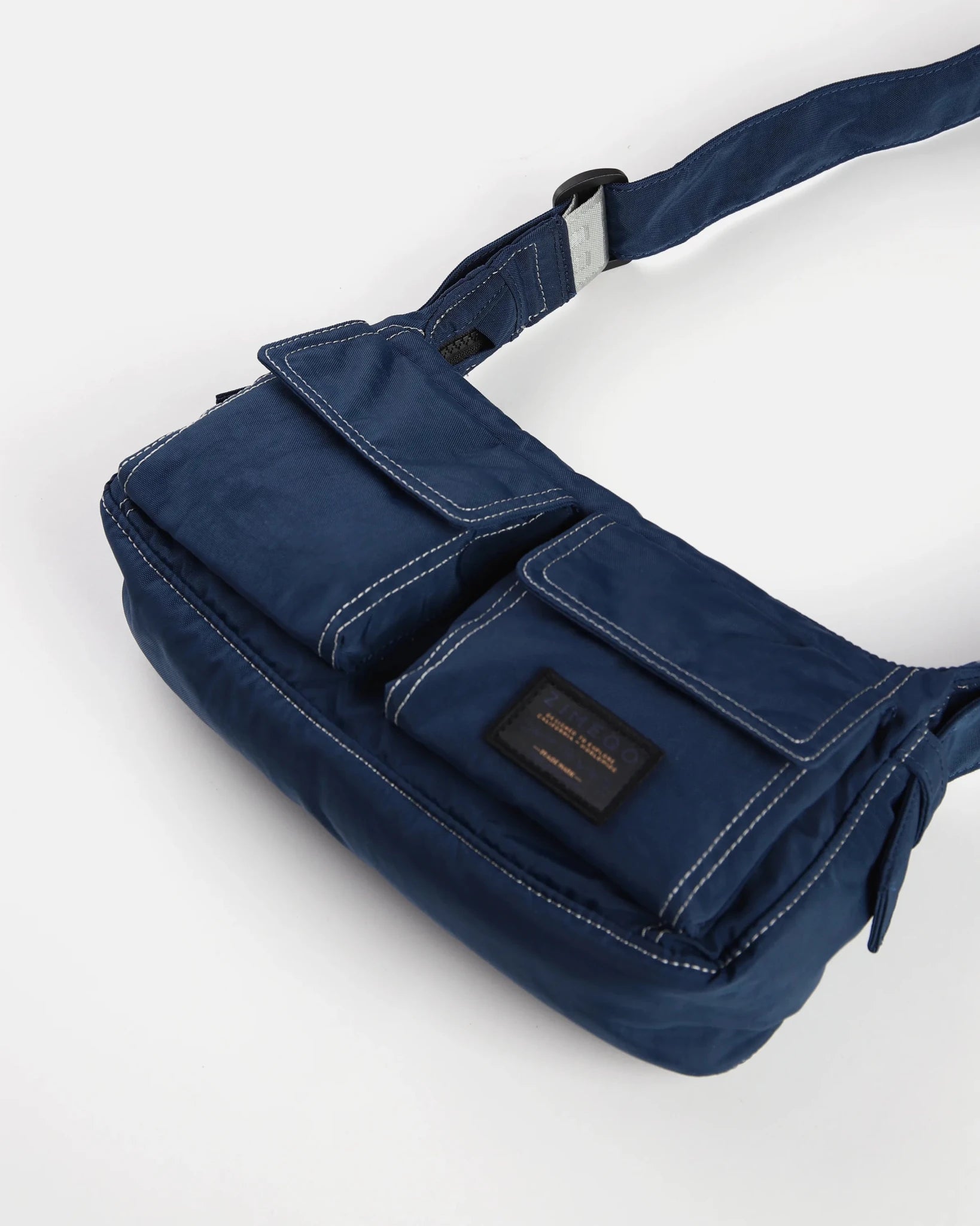 MALIBU STITCH POINT - Zimego Co.MALIBU STITCH POINTCrescent Bag